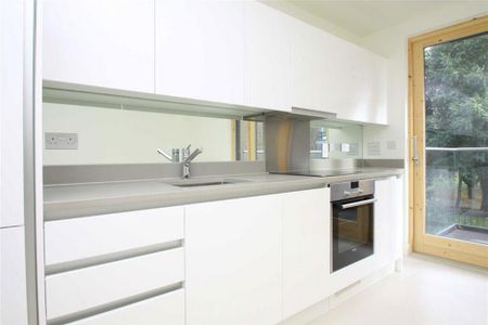 Studio to rent - Photo 3