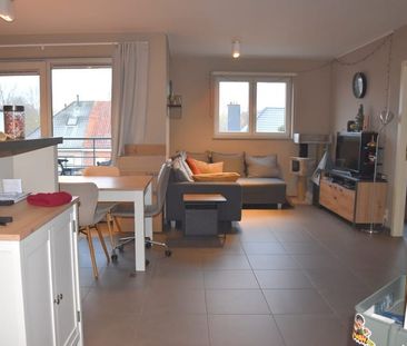 Appartement te huur - Foto 1
