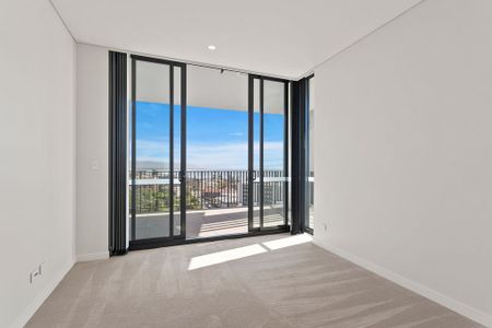 Premium Beachside Apartment with Breathtaking Views - Photo 3