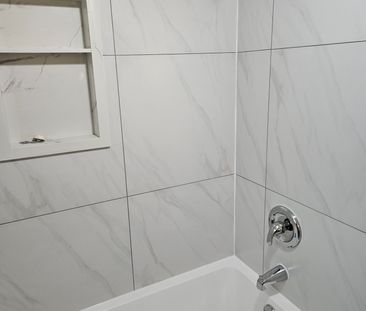 For Lease - 159 Jeffcoat Drive, Toronto, Ontario - Photo 3