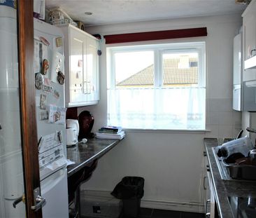 Maisonette to rent on - Photo 3