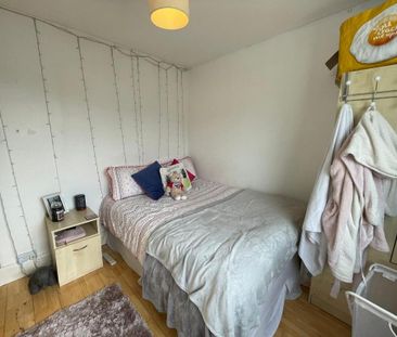 4 bedroom house to rent - Photo 3