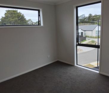 BRAND NEW HOME, Ready to Move in! - Photo 3