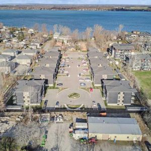 Beau 5 1/2 récent, libre MAINTENANT ! Domaine du Golf; BAISSE DE PRIX !! - Photo 2