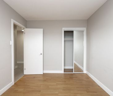 230 Oak Street - Photo 3