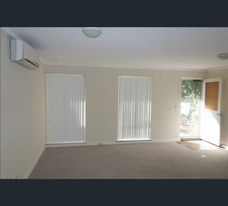 5/8 Kensington Avenue, Dianella, WA 6059 - Photo 5