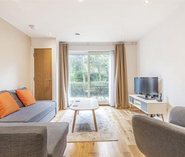 South Croydon, 137 Sanderstead Road - Photo 1