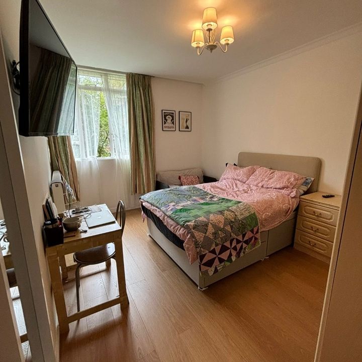 Room in a Shared Flat, Bayswater, W2 - Photo 1
