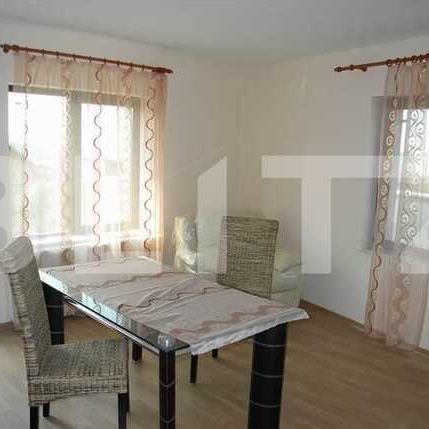 2 camere, 60mp, imobil nou, tip vila, mobilat modern, terasa, zona strazii George Bacovia - Photo 1