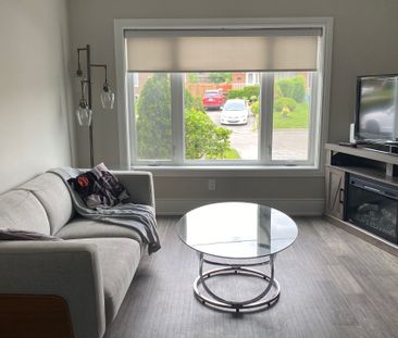 For Lease - 9 Snowood Court, Toronto, Ontario - Photo 2