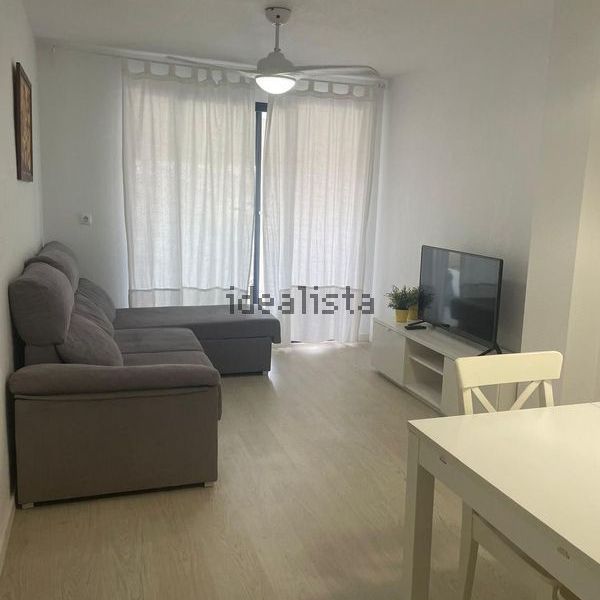 Alquiler de piso en Calle los Portalicos - Photo 1