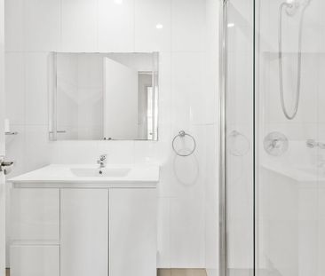 Comfort, Convenience & Lifestyle - All in One! - Photo 1