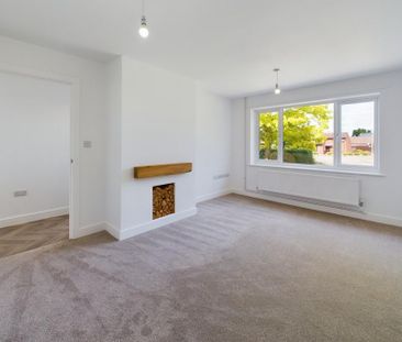 2 bedroom semi-detached bungalow to rent - Photo 1