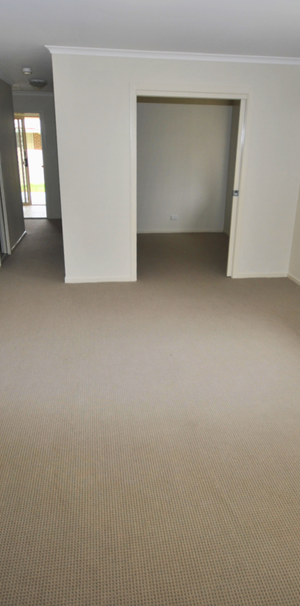 Stylish & Easy-Care Home with Outdoor Entertaining - Photo 1