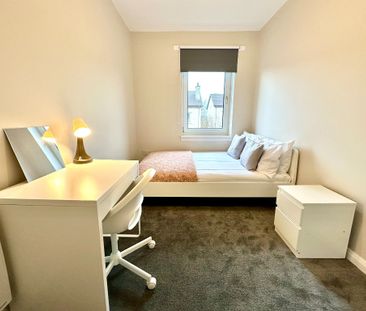 West Pilton Gardens, Pilton, Edinburgh, EH4 4EF - Photo 4