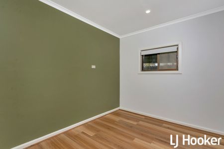 Spacious Family Home - Photo 4