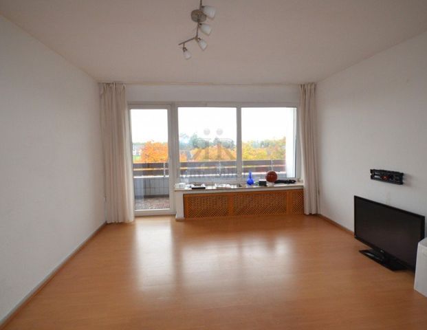 Schöne helle Wohnung für Zwei mit Balkon! - Photo 1