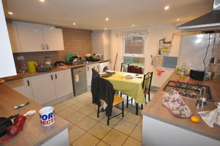 Meadow View, Hyde Park - Photo 4