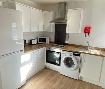 Nadine Street, Salford - Photo 3