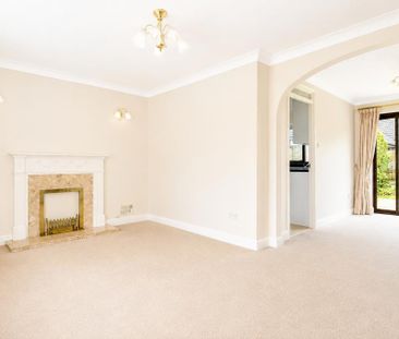3 bedroom bungalow to rent - Photo 1