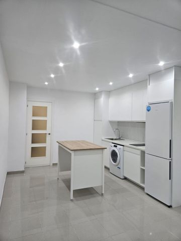 Alquiler de piso en Calle Cervantes - Photo 2