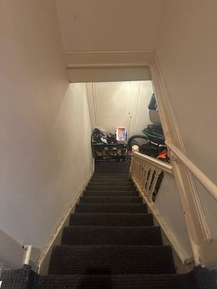 1 Bed Flat, Maud Avenue, LS11 - Photo 1