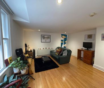 1 Bed Flat, Rodney Street, L1 - Photo 1