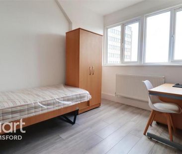 1 bedroom in a house share to rent - Photo 2