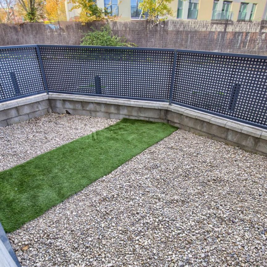 Piso de alquiler en Carretera de Fuencarral, 14, Zona Industrial - Photo 1