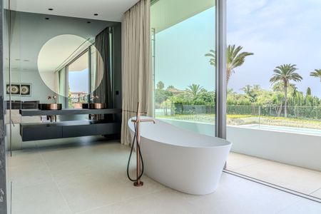 House in Nueva Andalucía, Costa del Sol - Photo 2