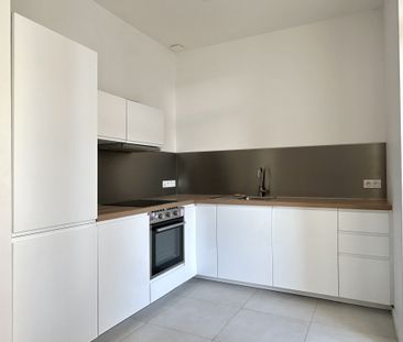 Location Appartement 3 pièces 64m² MARSEILLE 4ème - Photo 6