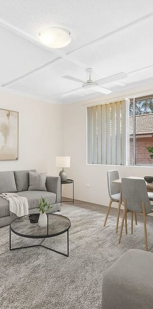 Spacious Two Bedroom Apartment in an Ideal Location - Photo 1