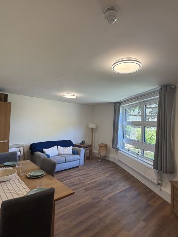 1 Bed Flat, London, NW3 - Photo 5