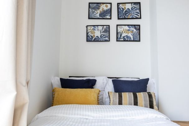 5 Bed Terraced House, Poplar Road, B66 - Photo 1