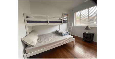 4 BEDROOM, PET FRIENDLY, KIRRA HOUSE 2 MINS TO BEACH!!! - Photo 3