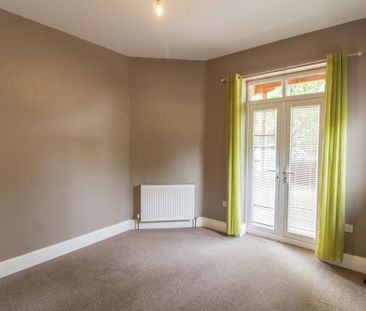 4 bedroom detached house to rent - Photo 3
