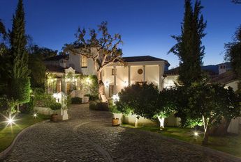 Luxury Villa for rent in Benahavís, Spain