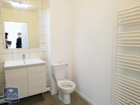 Location Appartement 2 pièces 41m² ANGERS 49100 - Photo 2