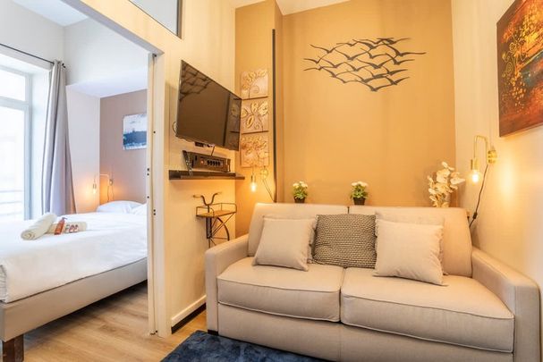 Rue du Jeune Anacharsis - Photo 1