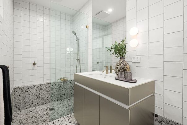 11/24 Carr Street, Brighton East VIC 3187 - Townhouse For Rent | Domain - Photo 1