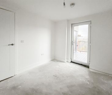 Flat 89. 6 Martin Court, Hastings, TN34 1EF - Photo 4