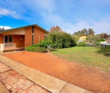 Three Bedroom Family Home - Photo 5