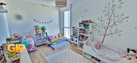 Location Appartement 4 pièces 87m² RENNES 35000 - Photo 5