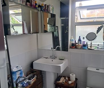 3 Bed End Terrace, Jennings Road, SE22 - Photo 4