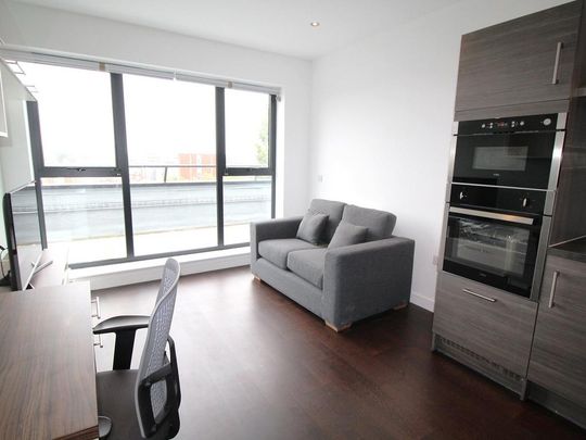 1 bedroom apartment to rent - Photo 1