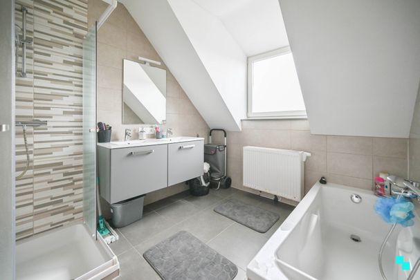 Duplexappartement nabij centrum Oostrozebeke - Photo 1