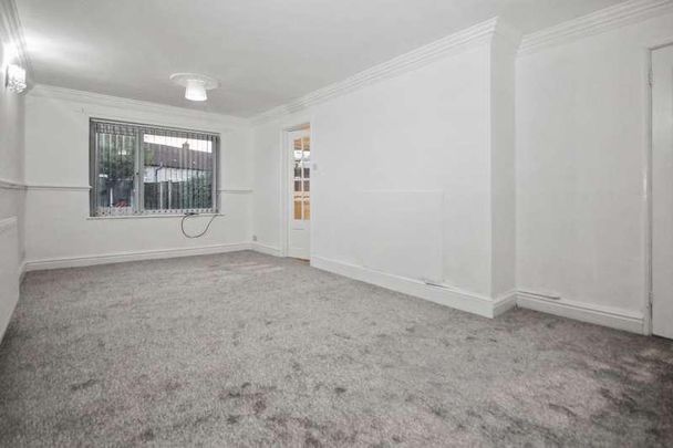 Johnson Avenue, Prescot, L35 - Photo 1