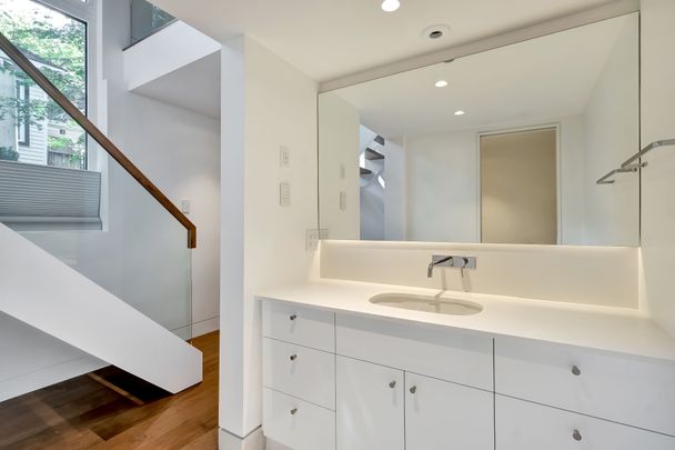 For Lease - 71 Clearview Avenue, Tunneys Pasture and Ottawa West, Ontario - Photo 1