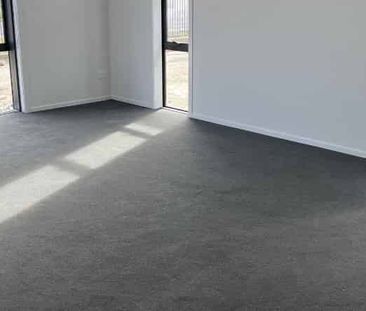 Brand new home in Nga Roto Estate - Photo 1