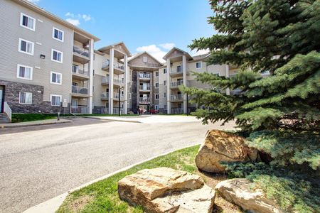 7000 Somervale Ct SW, Calgary - Photo 2